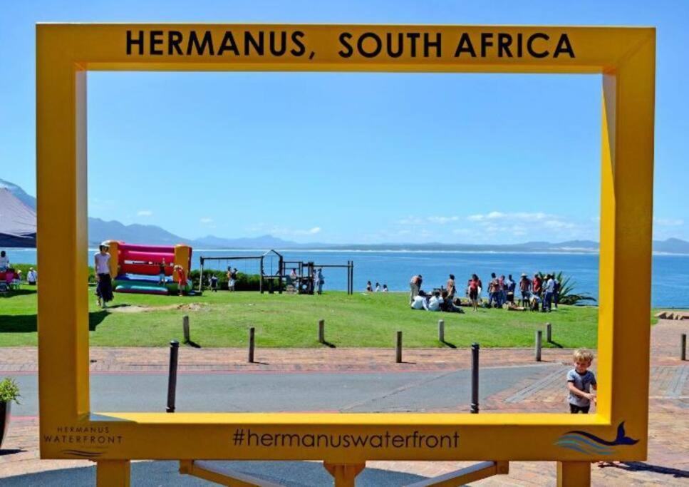 Hermanus Waterfront, Sea View Apartment With Balcony Buitenkant foto