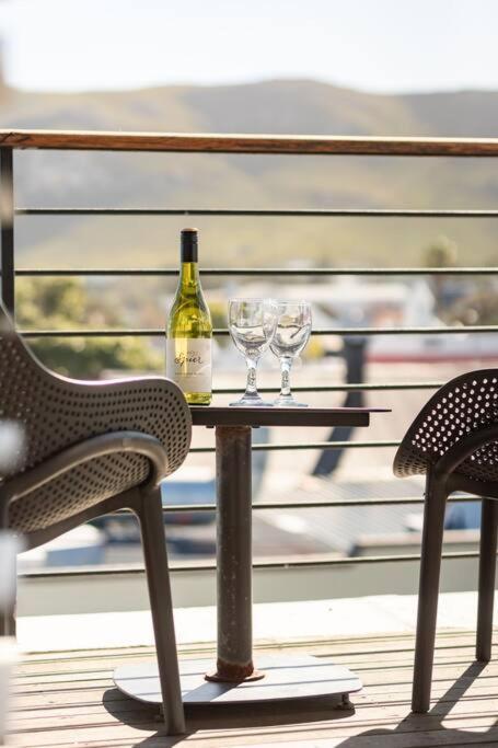 Hermanus Waterfront, Sea View Apartment With Balcony Buitenkant foto